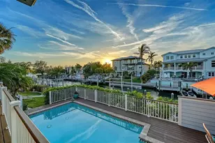 605 North Point Dr, Holmes Beach, FL 34217 - Photo 34