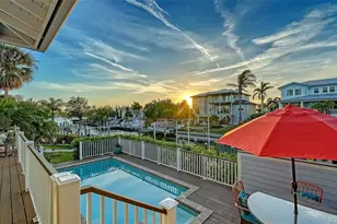 605 North Point Dr, Holmes Beach, FL 34217 - Photo 78