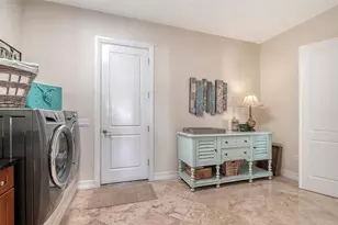 605 North Point Dr, Holmes Beach, FL 34217 - Photo 44