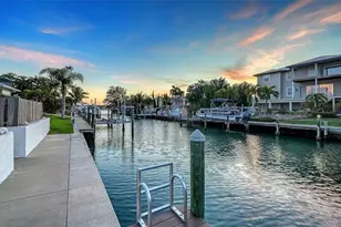 605 North Point Dr, Holmes Beach, FL 34217 - Photo 84