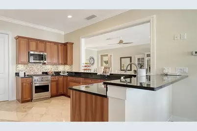605 N Point Drive, Holmes Beach, FL 34217 - Photo 36