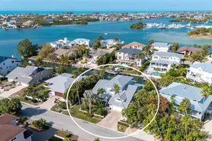 605 North Point Dr, Holmes Beach, FL 34217 - Photo 88