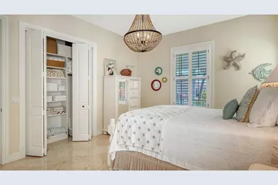 605 N Point Drive, Holmes Beach, FL 34217 - Photo 54