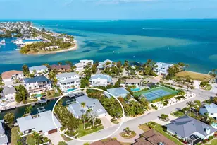 605 North Point Dr, Holmes Beach, FL 34217 - Photo 1