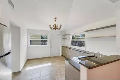1716 10th Way, Sarasota, FL 34236 - Photo 14