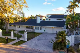 940 Alameda Way, Sarasota, FL 34234 - Photo 1