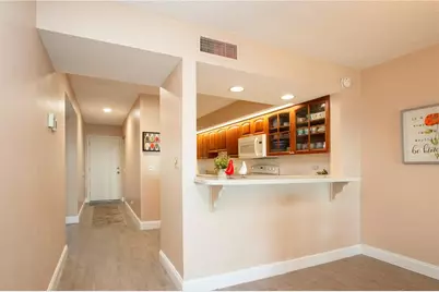 802 Bahia Del Sol Drive #6, Ruskin, FL 33570 - Photo 8