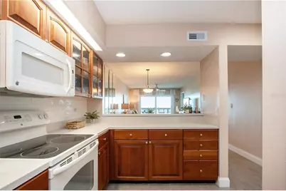 802 Bahia Del Sol Drive #6, Ruskin, FL 33570 - Photo 32