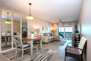 802 Bahia Del Sol Dr, Ruskin, FL 33570 - Photo 14