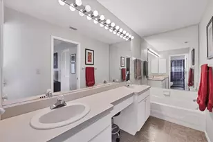 5478 Kelly Dr, Sarasota, FL 34233 - Photo 18
