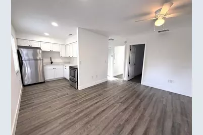 1415 24th Street E, Bradenton, FL 34208 - Photo 2