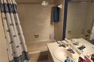 3439 Tallywood Ln, Sarasota, FL 34237 - Photo 18