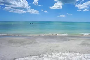 1300 Benjamin Franklin Dr, Sarasota, FL 34236 - Photo 48