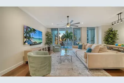 1300 Benjamin Franklin Drive #303, Sarasota, FL 34236 - Photo 8