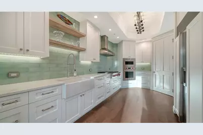 1300 Benjamin Franklin Drive #303, Sarasota, FL 34236 - Photo 12