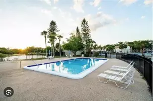 2628 Hidden Lake Dr N, Sarasota, FL 34237 - Photo 22