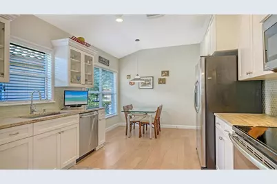 3782 Amapola Lane, Sarasota, FL 34238 - Photo 26