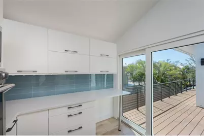 4938 Commonwealth Drive, Sarasota, FL 34242 - Photo 22