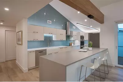 4938 Commonwealth Drive, Sarasota, FL 34242 - Photo 80