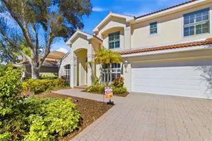 7631 Desert Inn Way, Lakewood Ranch, FL 34202 - Photo 2
