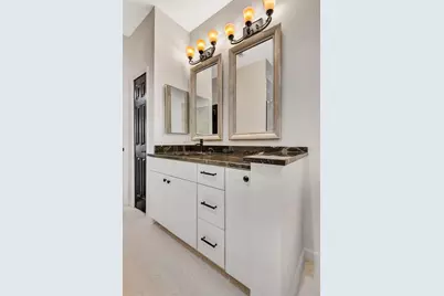 5035 Lakescene Place, Sarasota, FL 34243 - Photo 28