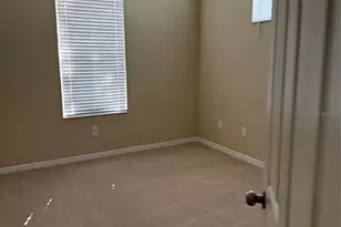 5605 Key W Pl, Bradenton, FL 34203 - Photo 4