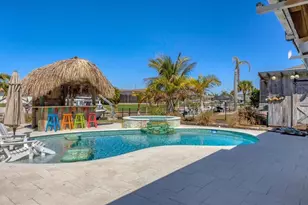 1936 Fairview Dr, Englewood, FL 34223 - Photo 4