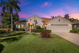 4751 Carrington Cir, Sarasota, FL 34243 - Photo 2