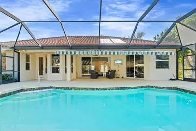 4751 Carrington Circle, Sarasota, FL 34243 - Photo 4