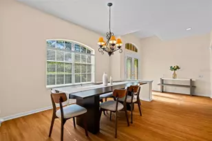 4751 Carrington Cir, Sarasota, FL 34243 - Photo 12