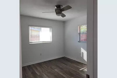 3925 Omega Lane, Sarasota, FL 34235 - Photo 16