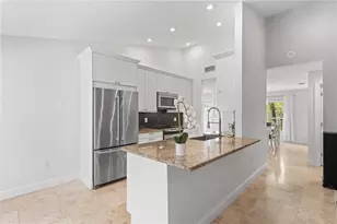 4471 Trails Dr, Sarasota, FL 34232 - Photo 12