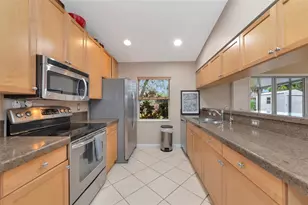 2648 Parlay Ln, North Port, FL 34286 - Photo 12