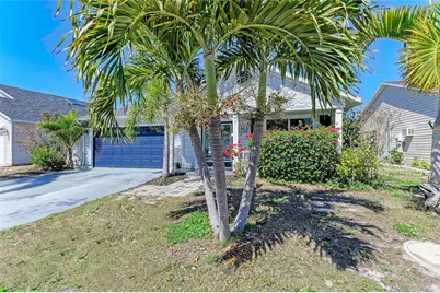 3810 39th Ave W, Bradenton, FL 34205 - Photo 2