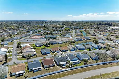 3810 39th Ave W, Bradenton, FL 34205 - Photo 40