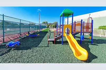 3810 39th Ave W, Bradenton, FL 34205 - Photo 54