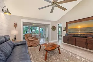 4312 Dresden Ln, Sarasota, FL 34233 - Photo 8