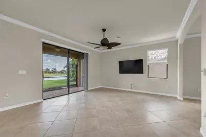 319 Whispering Palms Lane, Bradenton, FL 34212 - Photo 6
