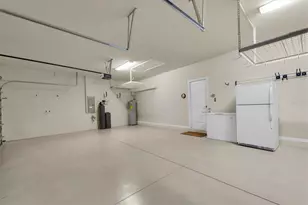 319 Whispering Palms Ln, Bradenton, FL 34212 - Photo 30