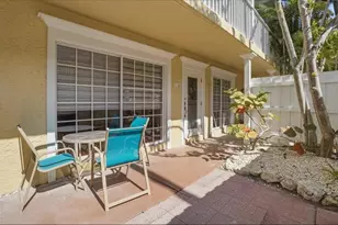 1325 Gulf Dr N, Bradenton Beach, FL 34217 - Photo 2