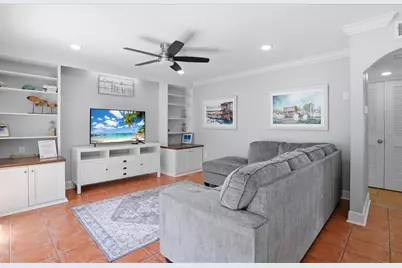 1325 Gulf Drive N #125, Bradenton Beach, FL 34217 - Photo 10