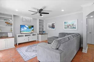 1325 Gulf Dr N, Bradenton Beach, FL 34217 - Photo 10