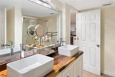 3700 S Osprey Avenue #118, Sarasota, FL 34239 - Photo 64