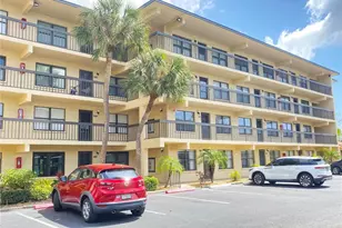 635 30th Ave W, Bradenton, FL 34205 - Photo 1