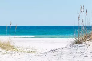 130 50th St, Holmes Beach, FL 34217 - Photo 44