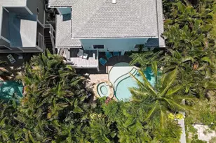 130 50th St, Holmes Beach, FL 34217 - Photo 42