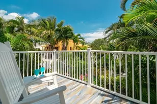 130 50th St, Holmes Beach, FL 34217 - Photo 24