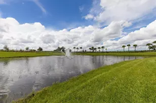 3279 Hilltop Cir, Lakewood Ranch, FL 34211 - Photo 20