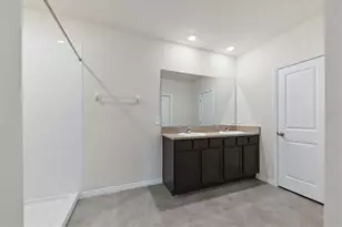 3279 Hilltop Cir, Lakewood Ranch, FL 34211 - Photo 26