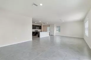 3279 Hilltop Cir, Lakewood Ranch, FL 34211 - Photo 14